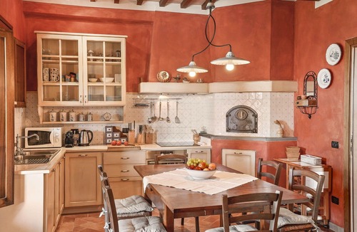 Montopoli in Val d'Arno Villa | Wonderful private villa for 8 guests with A/C, WIFI, private pool, TV and veranda