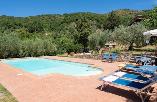 Castiglion Fiorentino House | Wonderful private villa for 6 guests with WIFI, private pool, TV, terrace and pets allowed