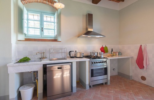 Montecchio Villa | Wonderful private villa with WIFI, A/C, private pool, TV, patio and panoramic view, close to Cor.