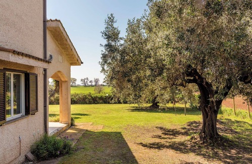 Tarquinia Villa | Wonderful private villa for 8 guests with WIFI, terrace and pets allowed