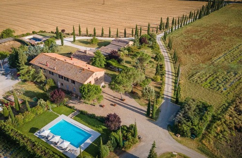 Pienza Villa | Wonderful villa for 8 people with WIFI, private pool, TV and panoramic view, close to Montepulc.