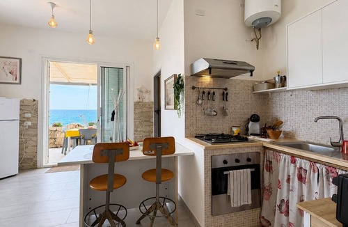 Casuzze House | Wonderful villa for 5 guests with A/C, WIFI, patio and panoramic view