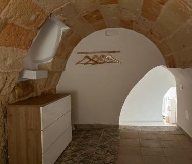 Leverano Apartment | yellow house