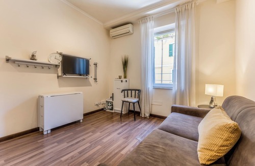 Pigneto Apartment | Your modern retreat in the heart of Rome, for couples or solo travelers