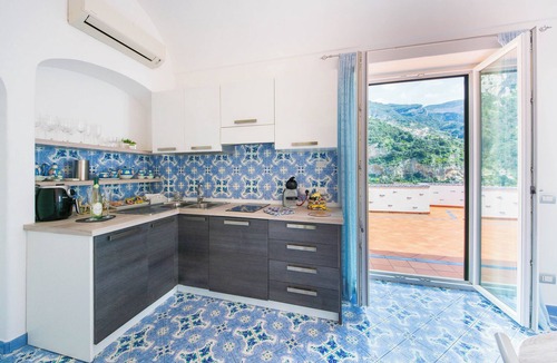 Chiesa Nuova Apartment | YourHome - Lorena Maria House Positano