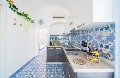 Chiesa Nuova Apartment | YourHome - Lorena Maria House Positano