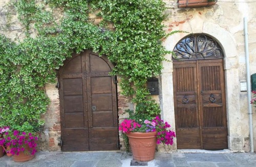 Montemerano Apartment | Zauber im Turm - in einem der schönsten Dörfer