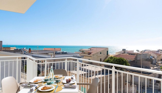 2 bedroom gorgeous apartment in Cava D'aliga