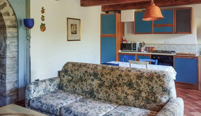 2 bedroom cozy home in Sassocorvaro Auditore