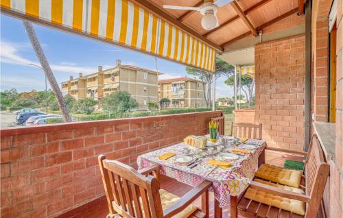 2 Bedroom Lovely Apartment In Grosseto