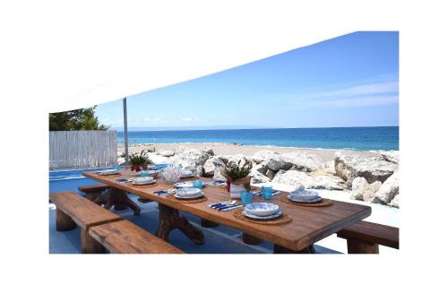 3 Bedroom Beautiful Home In Falerna