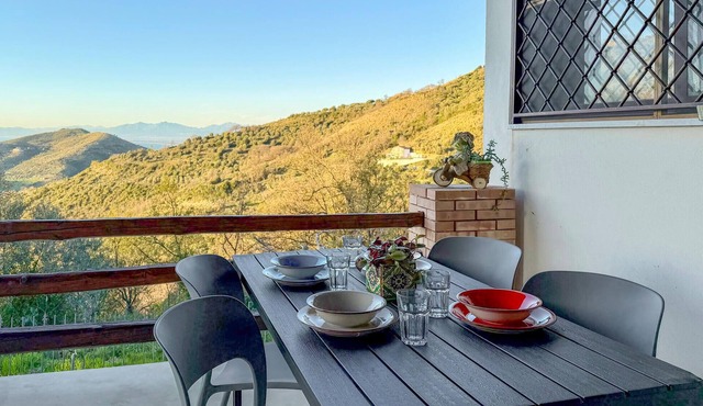 3 bedroom stunning apartment in Laureana Cilento