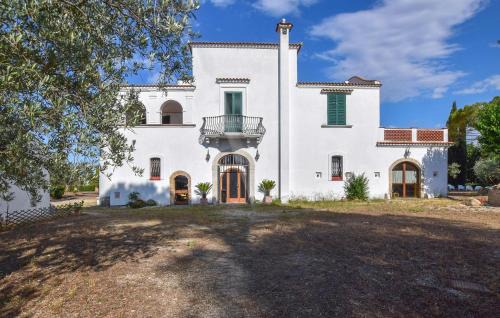 4 Bedroom Cozy Home In Lucera