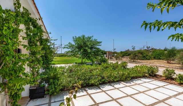 4147 Villa Daversa by Barbarhouse