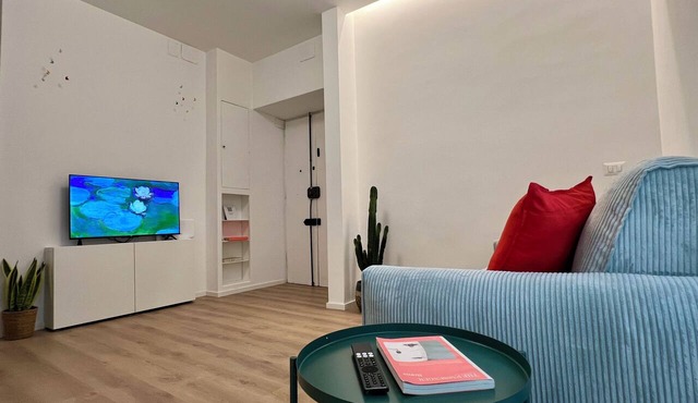 A centrally located apartment in the heart of the Flaminio neighborhood, just a stone's throw from the stadium