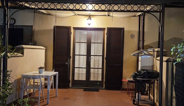 A two-room apartment, 10 minutes from Pisa.