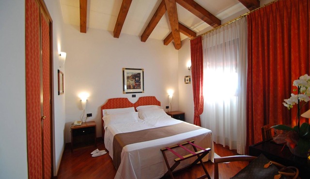 Alla Rocca Hotel