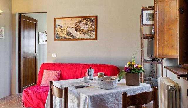 Alluring Cottage in Città della Pieve with Swimming Pool