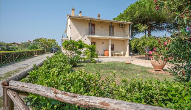 Amazing Apartment In Capalbio Scalo
