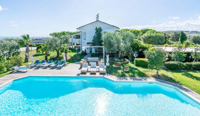 Amazing home in S.Costanzo (PU)