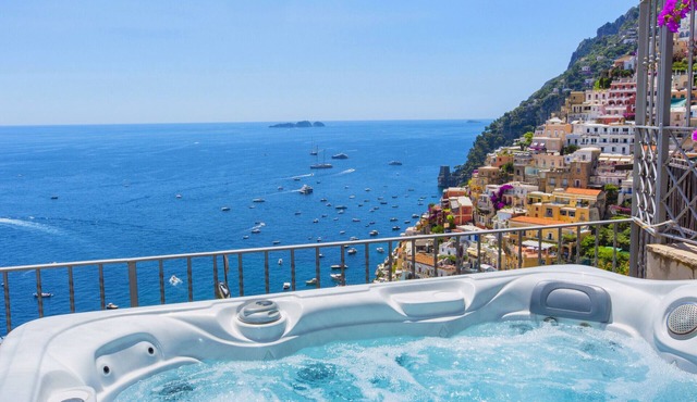 AMORE RENTALS - Casa Volte Alte with External Tub, Sea View and Terrace