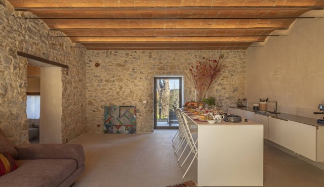 Antenata | Tuscan farmhouse apartment with pool and nature views