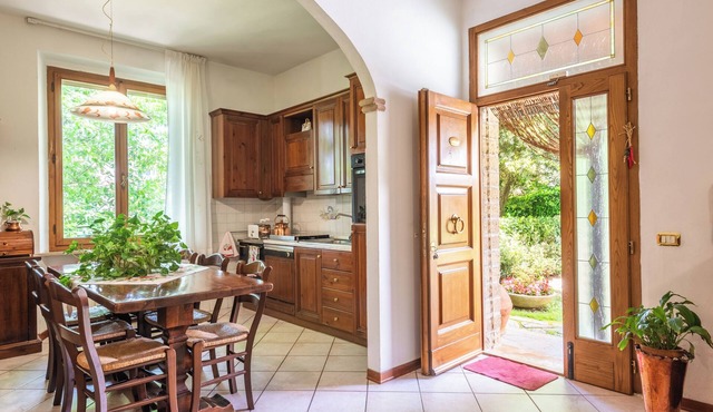 Apartment 'Casa Delle Nonne' with Shared Garden and Wi-Fi
