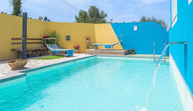 Apartment 'Cascina Di Barone - Vista Mare' with Sea View, Wi-Fi and Air Conditioning