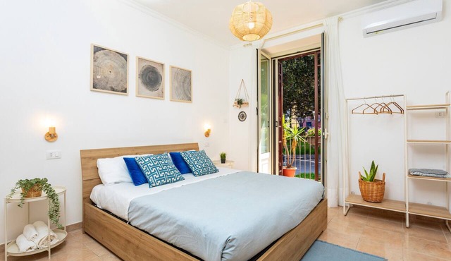 Apartment 'Civico 1 - Acireale' with Balcony and Air Conditioning