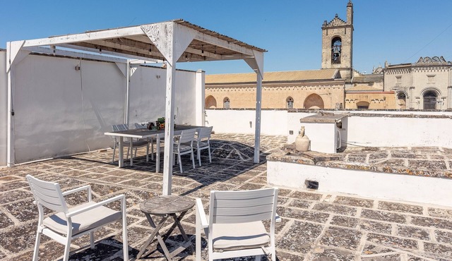 Apartment 'Dimora Mandorino' with Balcony, Wi-Fi and Air Conditioning