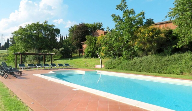 Apartment in villa with private pool, hot tub, A/C, WIFI, TV, patio, pets allowed, panoramic view