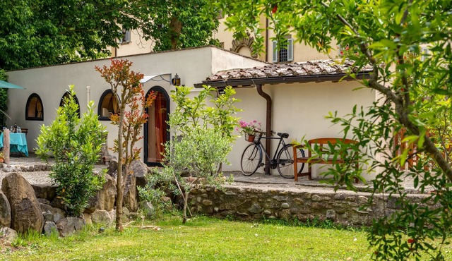 Apartment 'Depandance Con Giardino' with Shared Garden, Wi-Fi and Air Conditioning