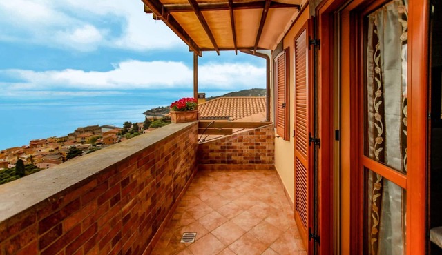 Apartment 'La Terrazza Dell'Argentario' with Sea View, Wi-Fi and Air Conditioning