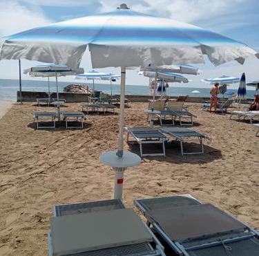 Apartment Mare45 - 10 minutes walk from the beach with one private ombrella and three sun-beds