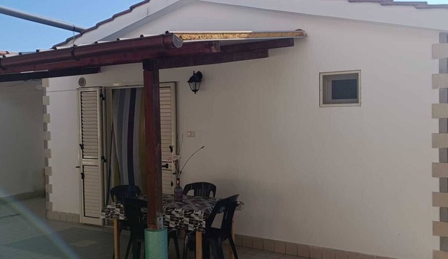 Apartment 'Trilo 1' with Private Terrace, Shared Garden and Wi-Fi in Valle Clavia