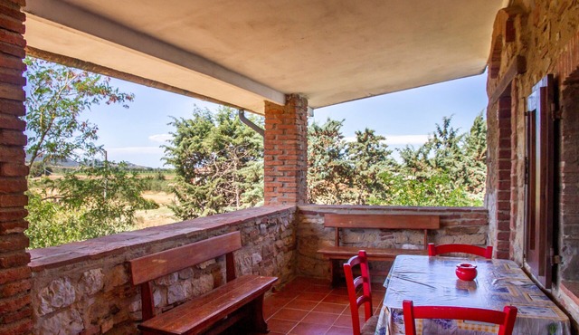 Apartment 'Vecchio Molino - 5' with Shared Terrace, Shared Garden and Wi-Fi