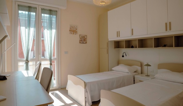 Apartment with 3 rooms- fair area
