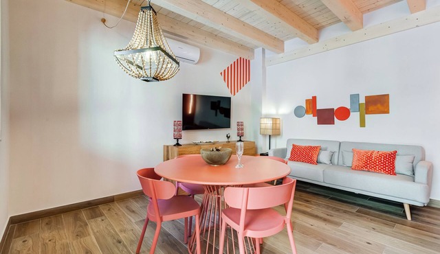 Apartment with private garden and parking (10 minutes from the Colosseum)