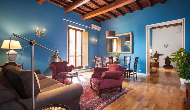 Apartments Via Giulia