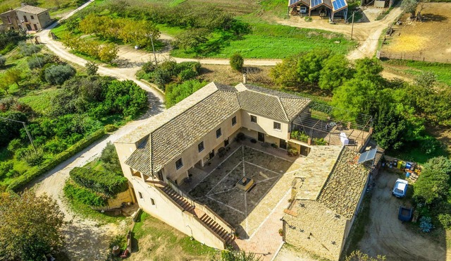 Awesome home in Caltagirone