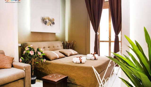 B&B Sweet House