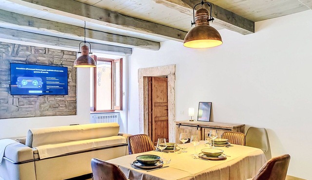 Beautiful apartment for 5 people with A/C, WIFI and balcony