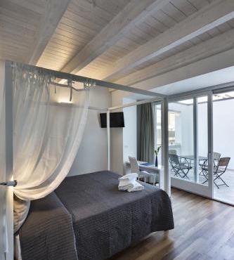 Bed And Breakfast T57