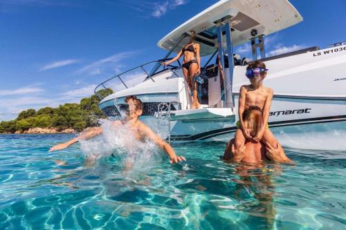 Blue Sea Experience Charter in Castellammare di Stabia
