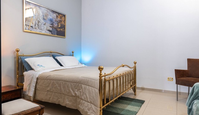By Domy 2 Grottaglie – Authentic Stay in the Heart of Puglia