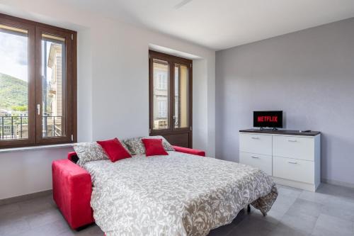 Cà Maira Dronero Studio apartment with Netflix and Wi-Fi in Dronero