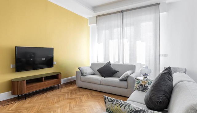 Carracci Luxury Apartment