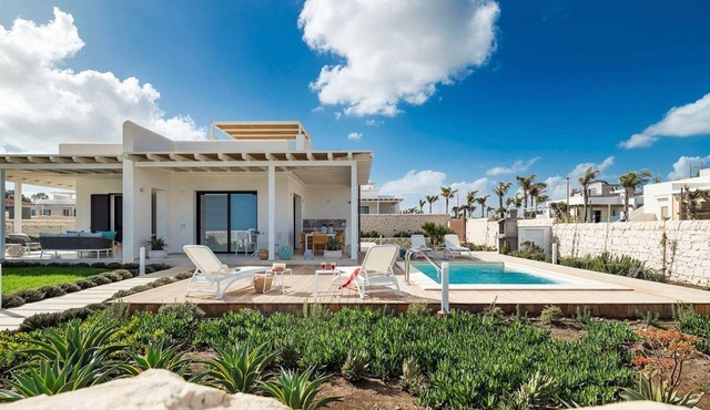 Casa Zafferano - Two Bedroom Villa, Sleeps 6