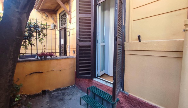 Charming apartment San Lorenzo Rome city centre