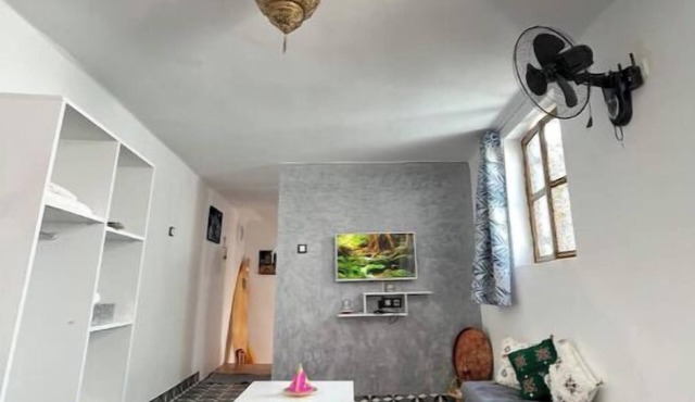 Charming modern studio in the heart of Rabat's medina, close to the beach and streetcar. in Rabat